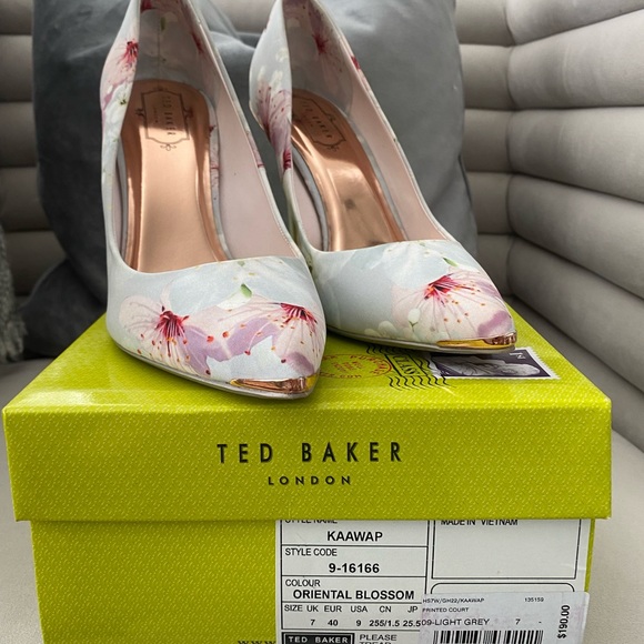 Ted Baker Kaawap heels - Picture 6 of 6
